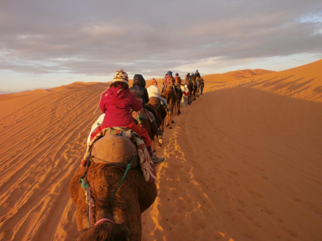 Hotel Camel Trek Bivouac Merzouga Camera foto