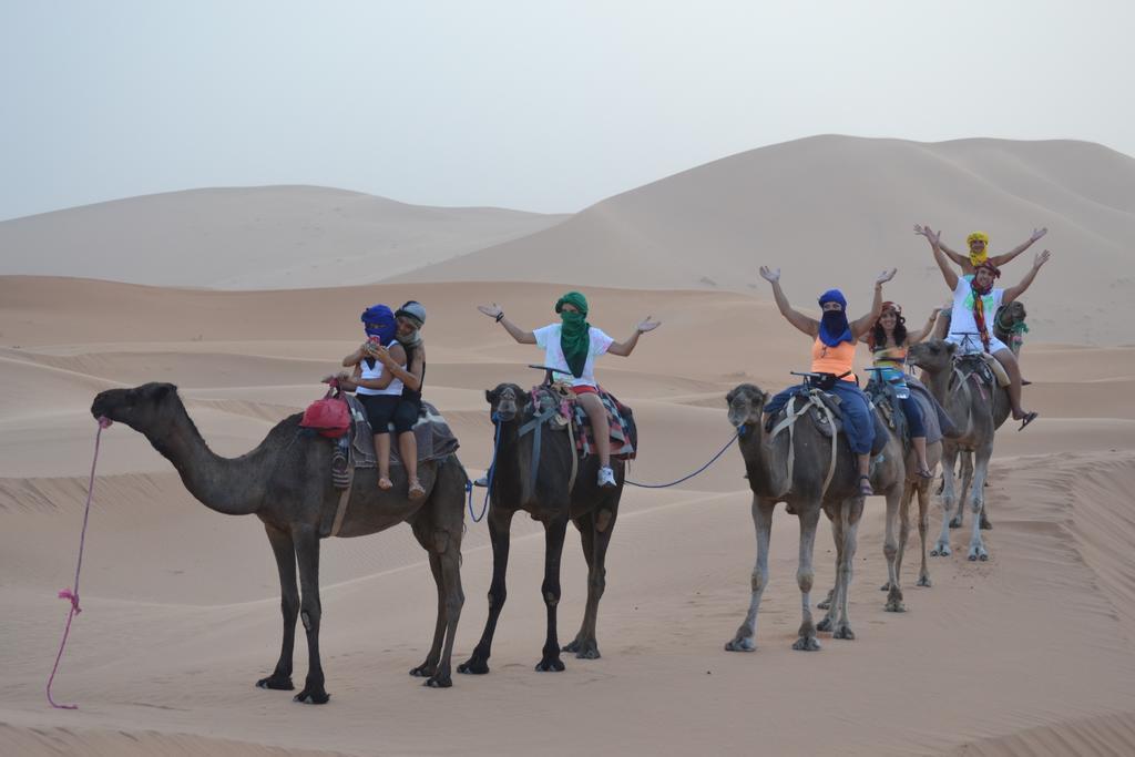 Hotel Camel Trek Bivouac Merzouga Camera foto